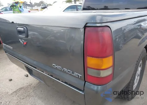 2000 Chevrolet Silverado 1500 Ls from USA, damaged, VIN 1GCEC19T0YZ139455